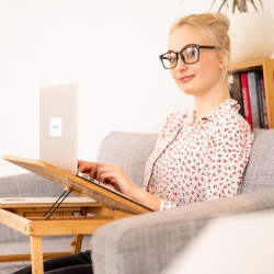 Βάση Στήριξης Relaxdays για Laptop έως 17" Τραπεζάκι Ρυθμιζόμενο από Mπαμπού για Καναπέ / Κρεβάτι - Beige (10022219)